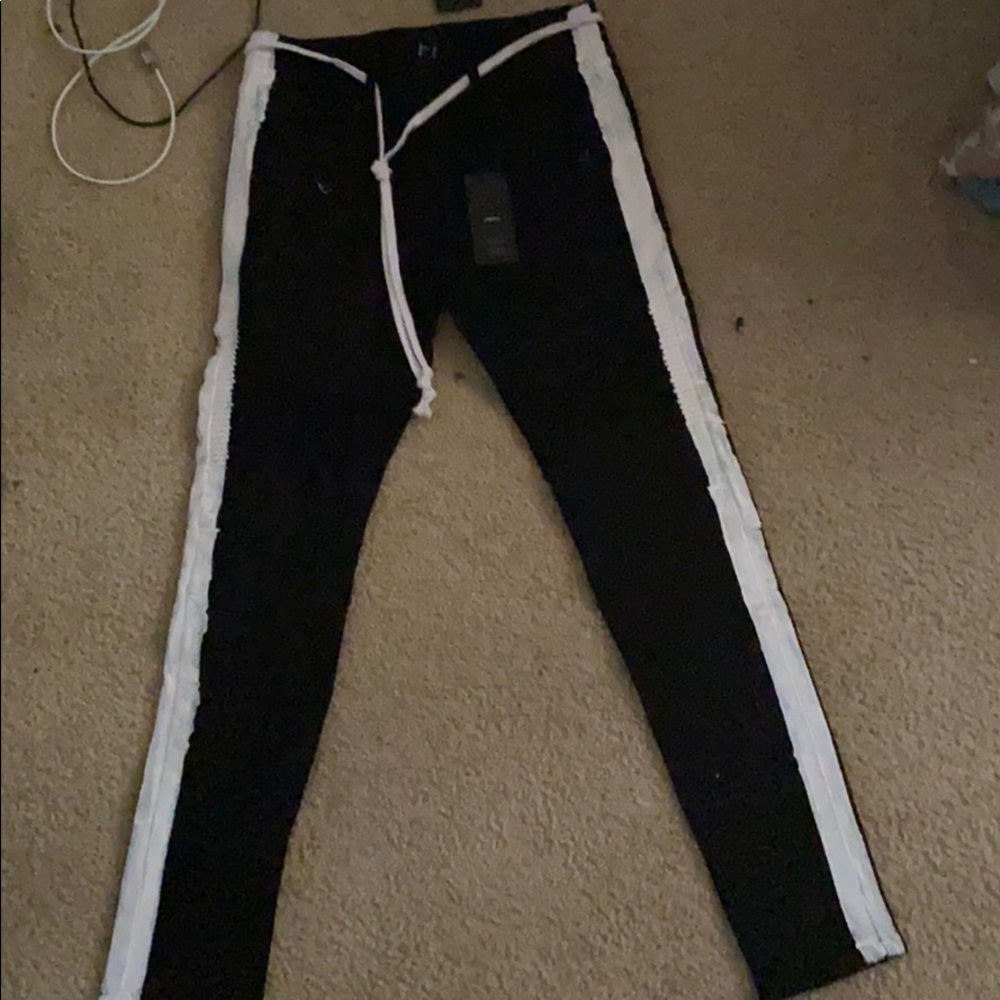 Never worn forever 21 pants